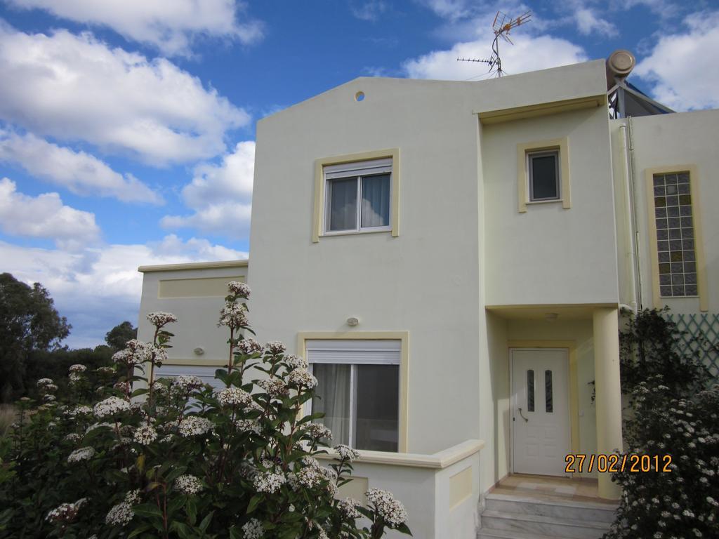 Sunshine Villa Gennadi Quarto foto